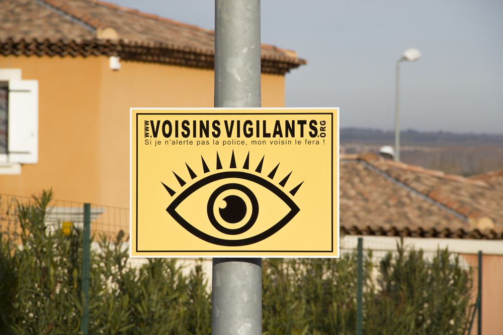 oeil_voisins_vigilantsHD