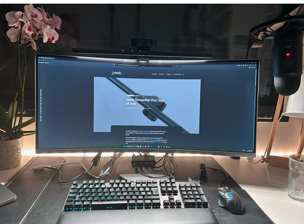 benq-screenbar-pro.jpg