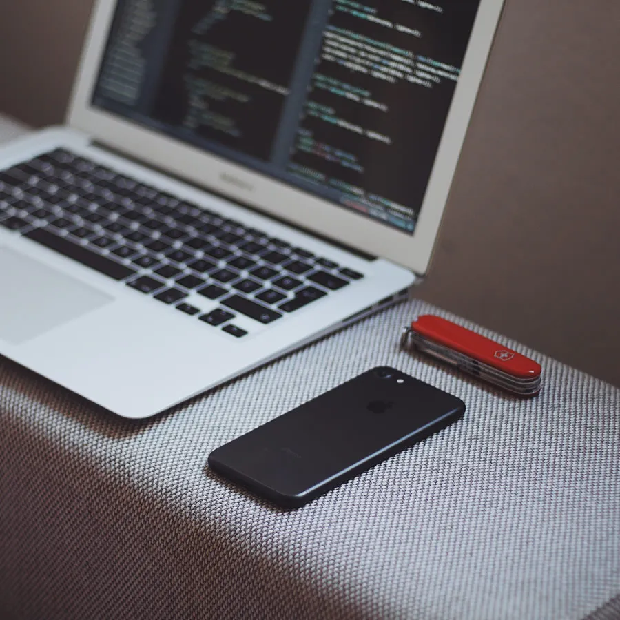 Comment analyser le trafic réseau d'une application mobile iOS ?