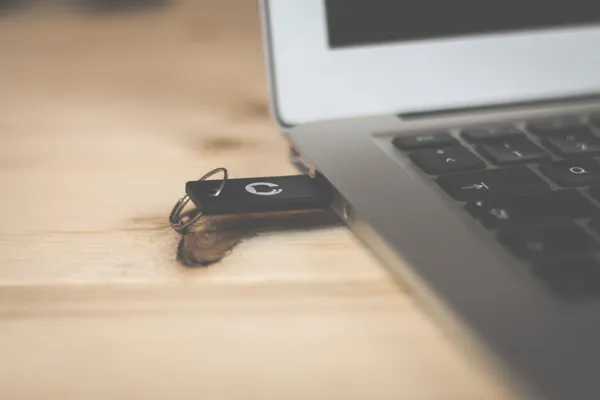 Sécurité : Protégez vos ports USB sur Windows 10 !